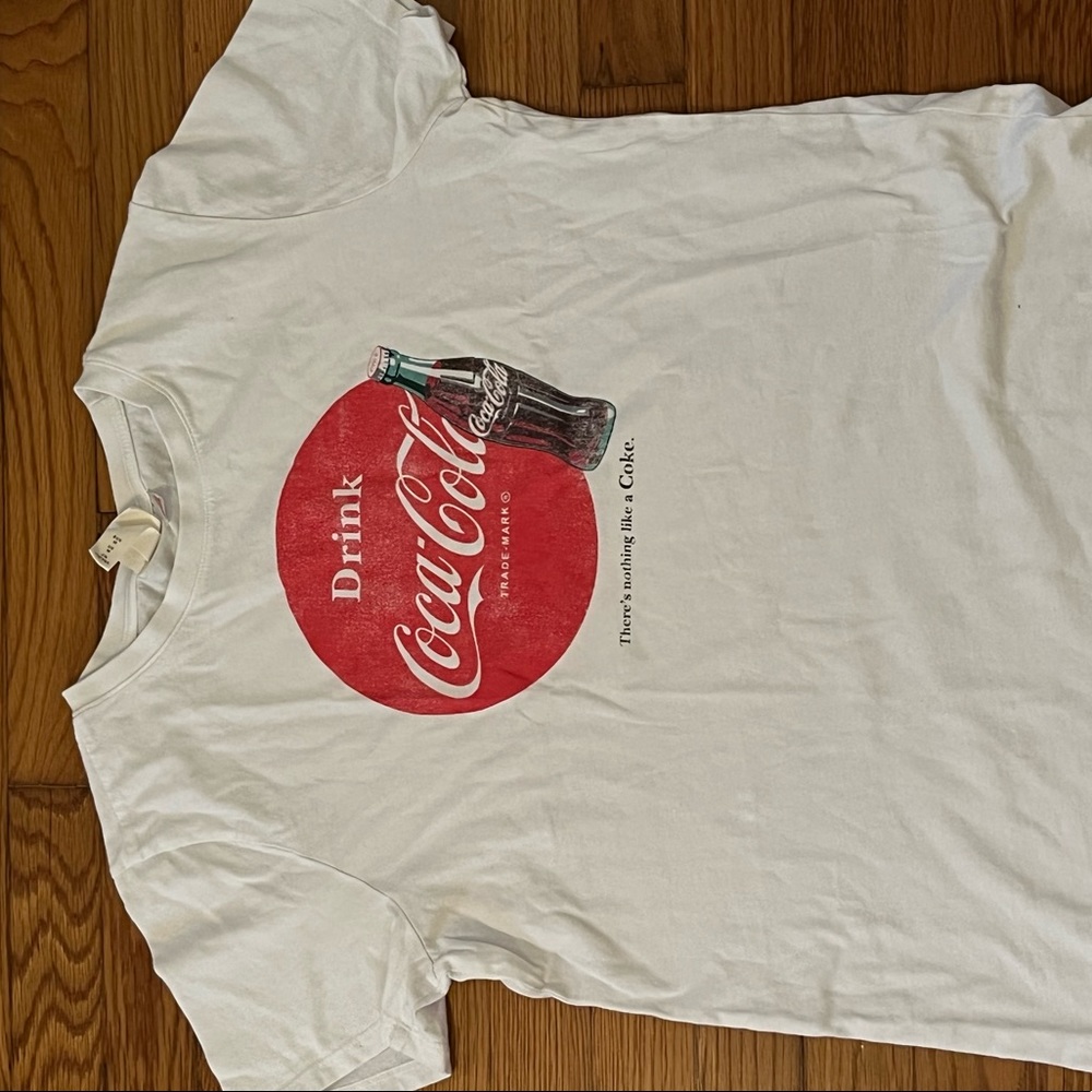 Coke-cola T-shirt, H&M vintage shirt, cute retro shirt